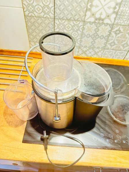 Соковыжималка в 