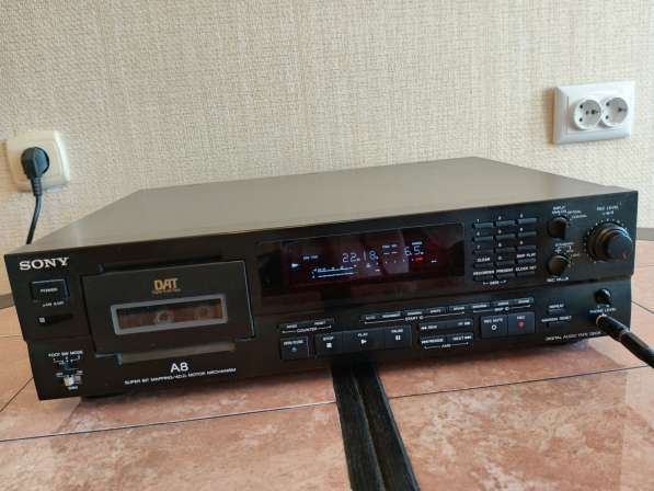 SONY Digital Audio Tape Deck DTC-A8 Цифровая кассетная дэка в Москве фото 5