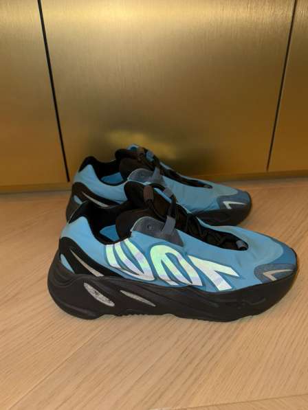 Yeezy 40, 7 US