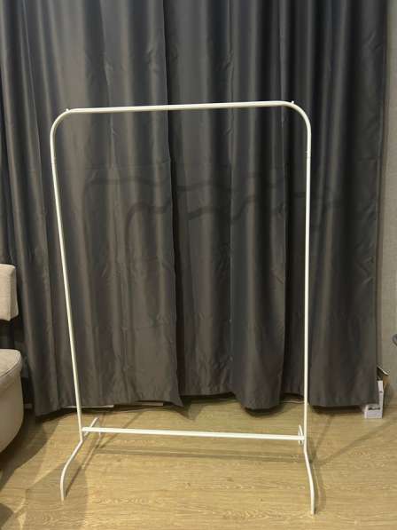 Напольная вешалка