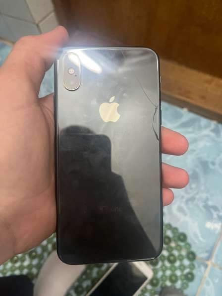 Продам айфон xs