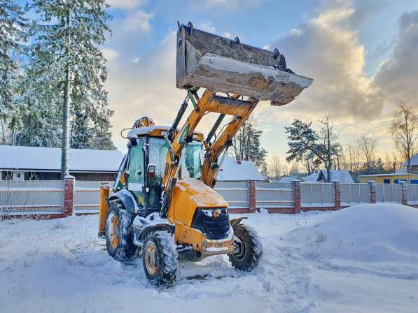 Экскаватор-погрузчик JCB 3CX 2010 года выпуска в Санкт-Петербурге фото 4