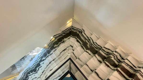 Лестницы и ступени из мрамора, гранита, травертина в Сочи фото 15