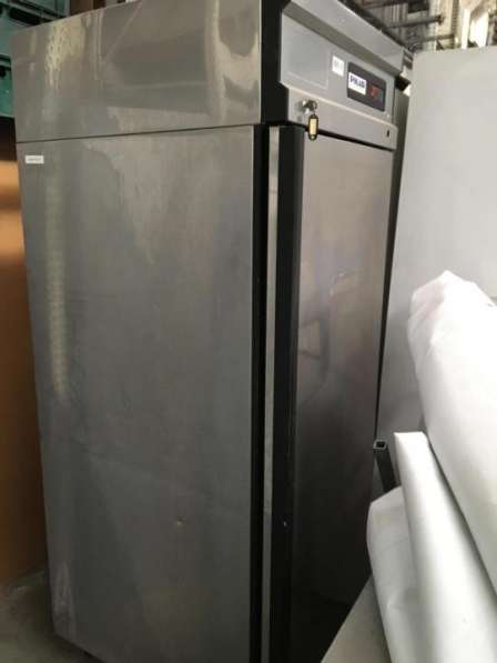 Холодильник- Холодильный шкаф Polair