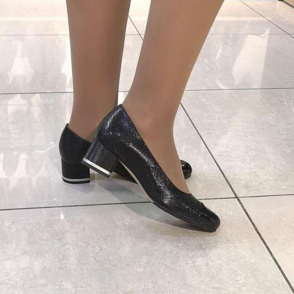 Туфли женские из натуральной кожи. Большие размеры в Красноярске