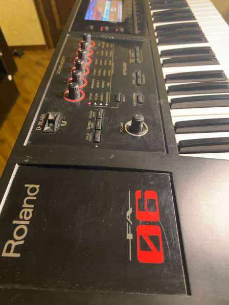 Cинтезатор roland 06