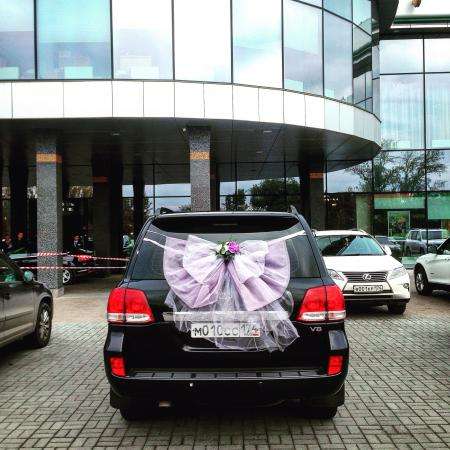 Автомобиль на свадьбу аренда в Челябинске