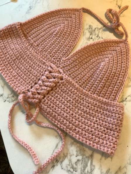 Вязанный кроп-топ в Санкт-Петербурге