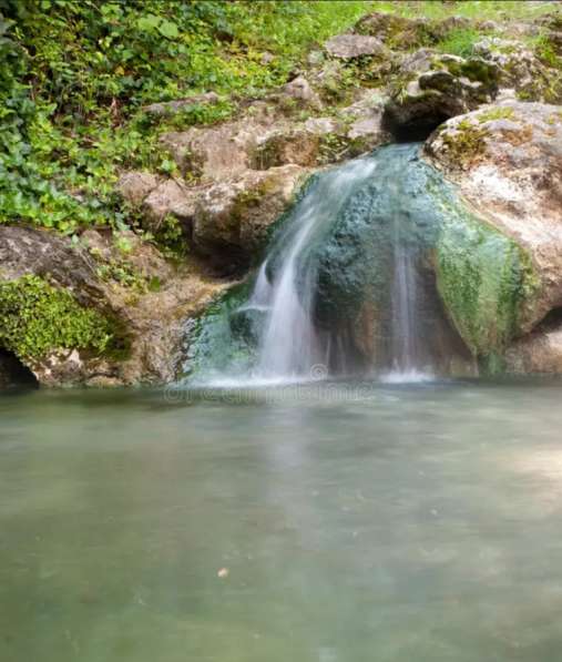 Питьевая вода из артезианской скважины