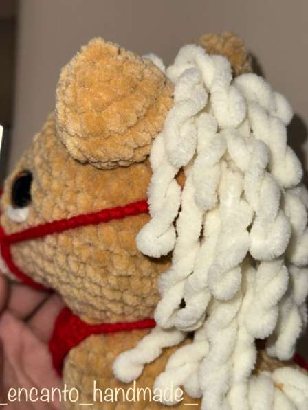 Вязаная лошадка в Анапе фото 3