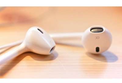 Оригинальные наушники Apple EarPods