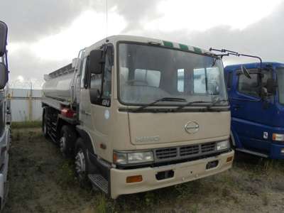 Бензовоз Hino GN2KMBA