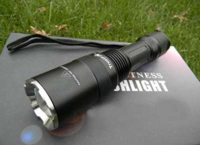 Яркий фонарь UltraFire Z6 1800lm (компл)