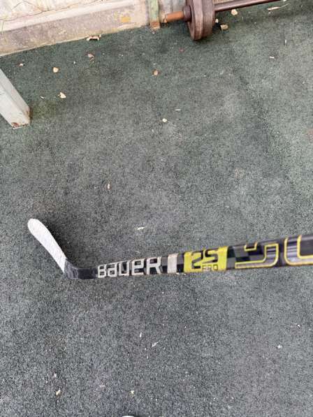 Хоккейная клюшка Bauer