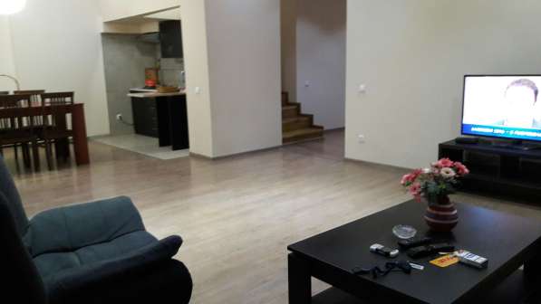 Сдается 5 комнатная квартира в центре Тбилиси в фото 17