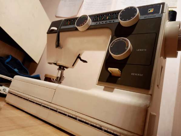 Швейная машинка Janome 392 в Москве фото 5