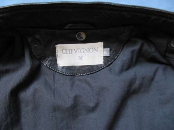 Кожаная куртка Chevignon, 50-52 новая в Санкт-Петербурге фото 4