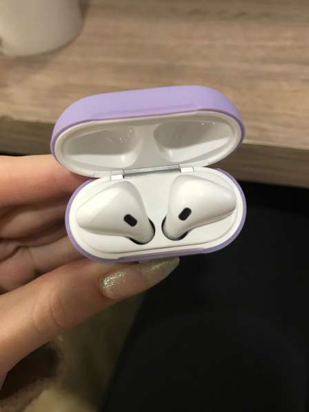 AirPods 2-ого поколения в Москве фото 5