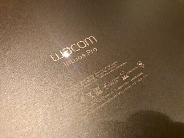 Графический планшет Wacom Intuos Pro Large в Смоленске фото 3