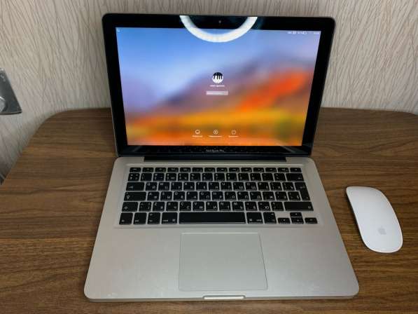 Apple MacBook 13