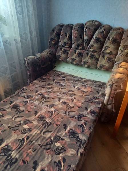Отдам два раскладных дивана. В нормальном состоянии. Москва в Москве