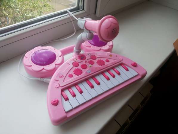 Музыкальная игрушка в 