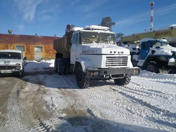 Доставка сыпучих грузов автомобилем КРАЗ. Объем - 15 кубов
