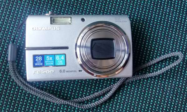 Цифровая фотокамера OLYMPUS FE-200, б. у как новая в фото 4