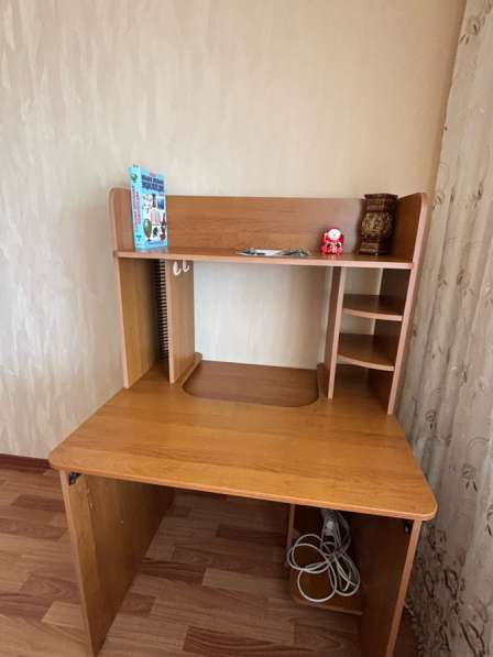 Письменный стол