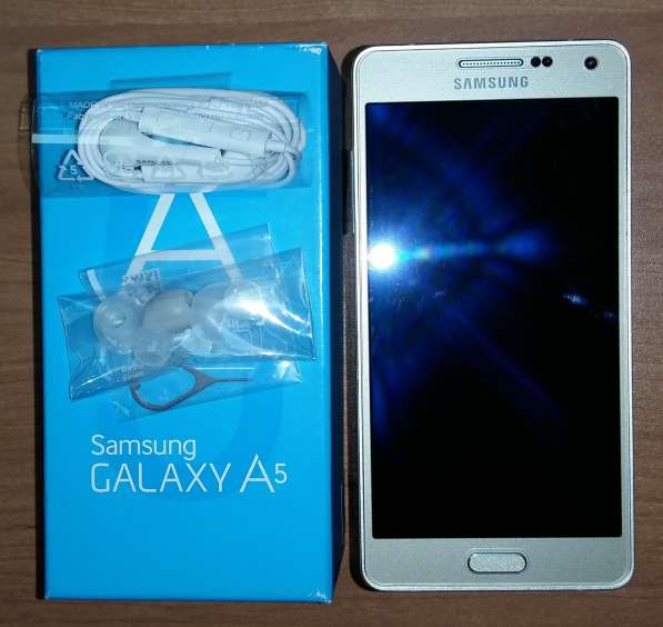 Продам телефон Samsung Galaxy A5 SM-А500F (ещё на гарантии)