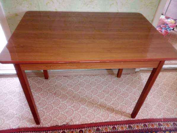 Стол в Сочи