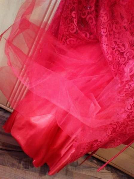 Праздничное красное платье в Ульяновске фото 3