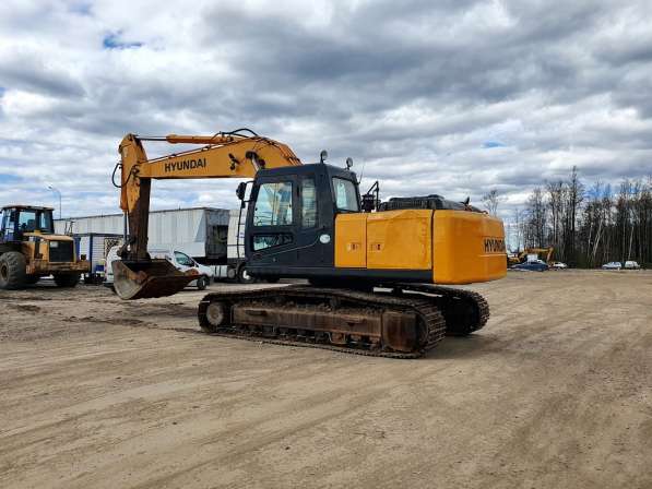 HYUNDAI R210LC-7 экскаватор гусеничный 2008 года в Санкт-Петербурге фото 3