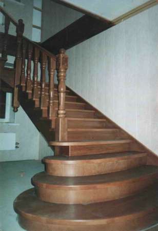 Лестницы с подиумными ступенями в Барнауле