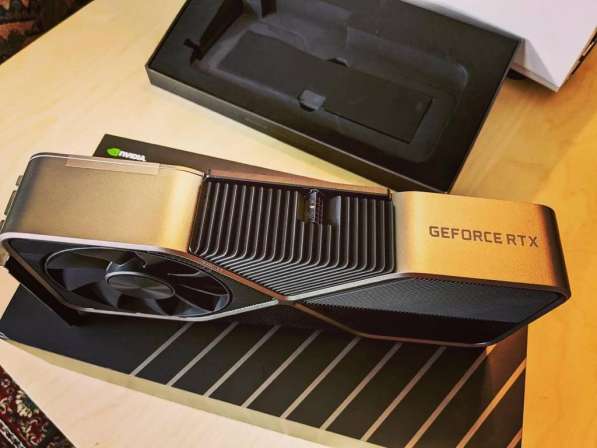For sell NVIDIA GeForce RTX 3090 Founders Edition 24GB GDDR6
