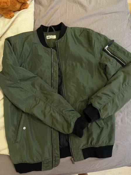 Бомбер - куртка H&M