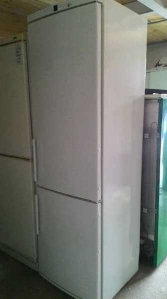 холодильник Liebherr CP 4056-21E 210