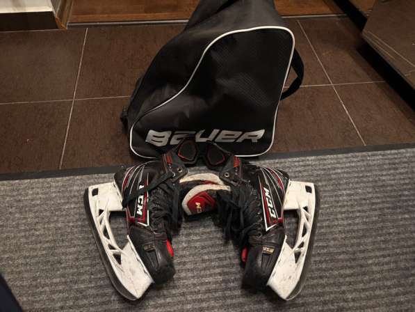 CCM коньки профессиональные в Москве фото 6