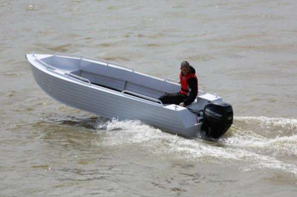 Продаем лодку (катер) Trident 450 в Ярославле фото 3