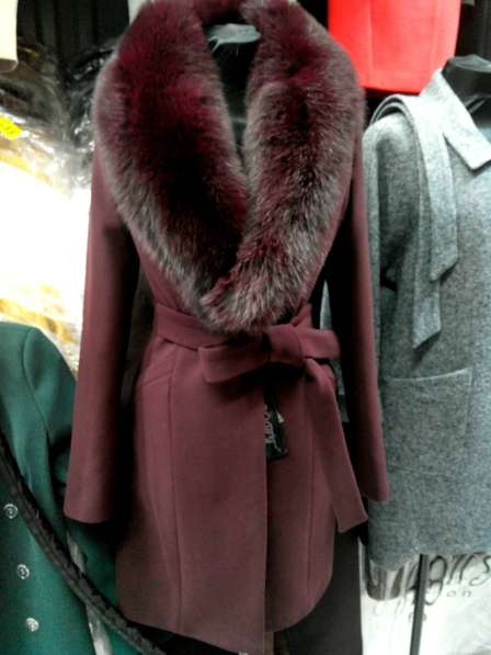 Женская пальто с натуральным мехом