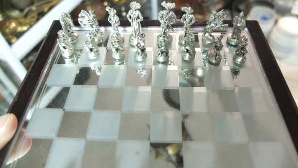 Шахматы оловянные, серебряного и золотого цвета, с доской ​​ в Ставрополе фото 8