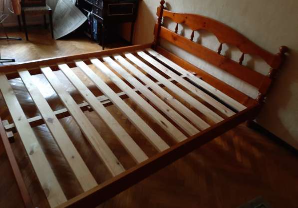 Кровать с матрасом в Дедовске