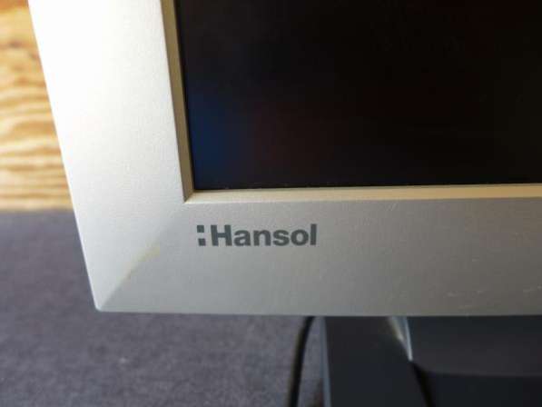 Монитор Hansol продам дешево в 