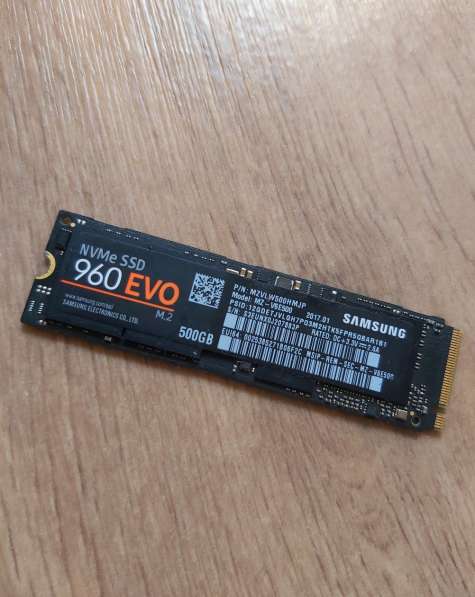 Жётский диск SSD-накопитель Samsung 960 EVO
