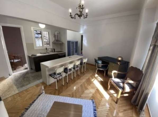 Продается просторная 2-комнатная квартира в Афины в фото 6
