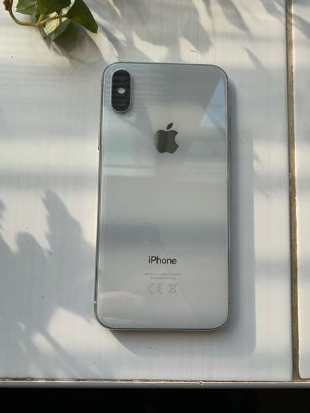 Продаю iPhone X 256Gb Silver в Москве фото 4