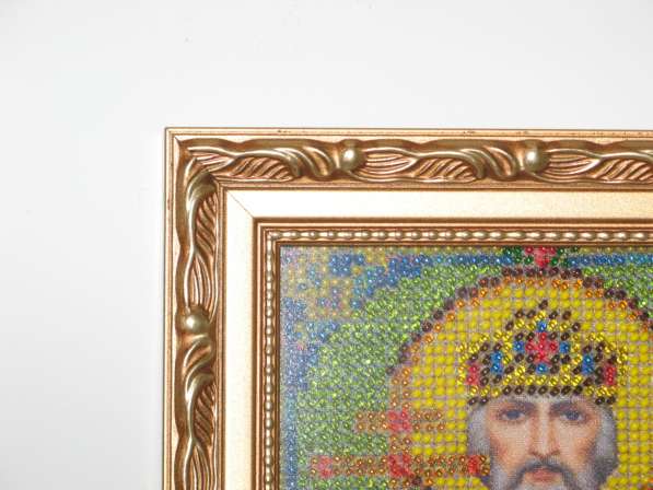 Икона "Св. кн. Владимир", вышитая чешским бисером в фото 4