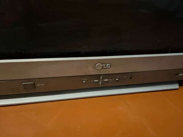 Телевизор б/у