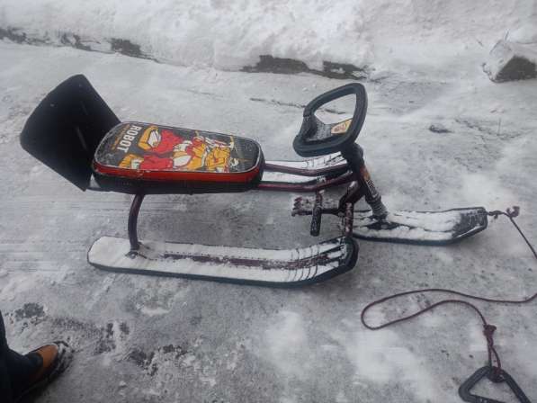 ПРОДАМ СНЕГОКАТ в Москве