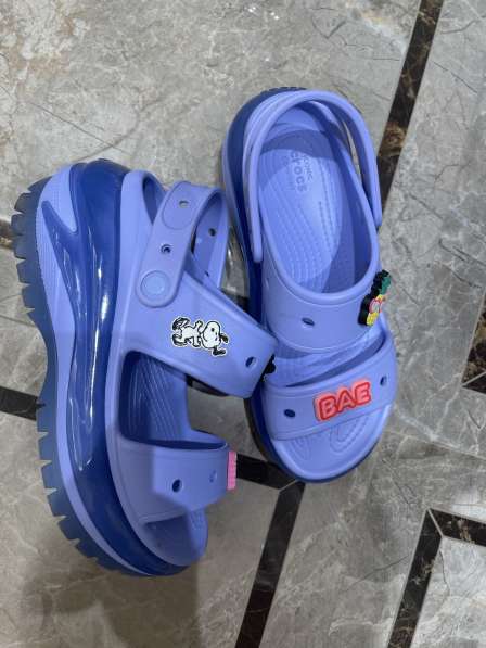 Продам кроксы оригинал в Москве фото 3